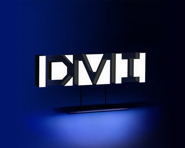 Логотип строительной компании DMI