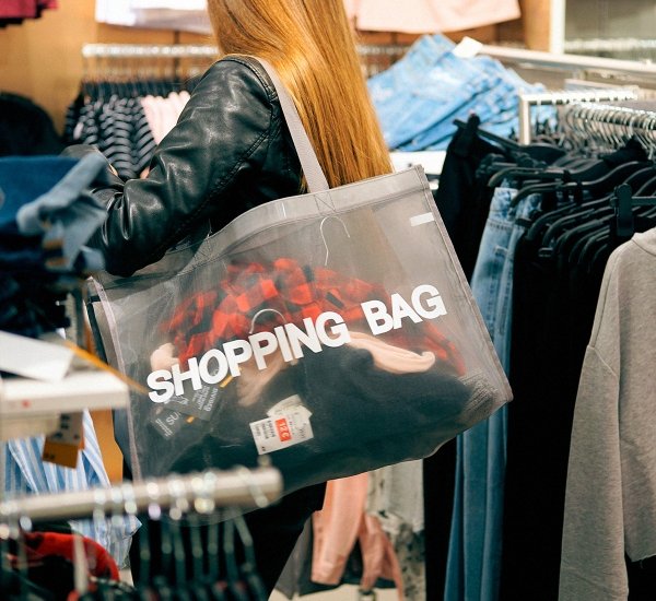 Logotype and visual identity Baku Shopping Festival - примеры работ Logotype and visual identity Baku Shopping Festival